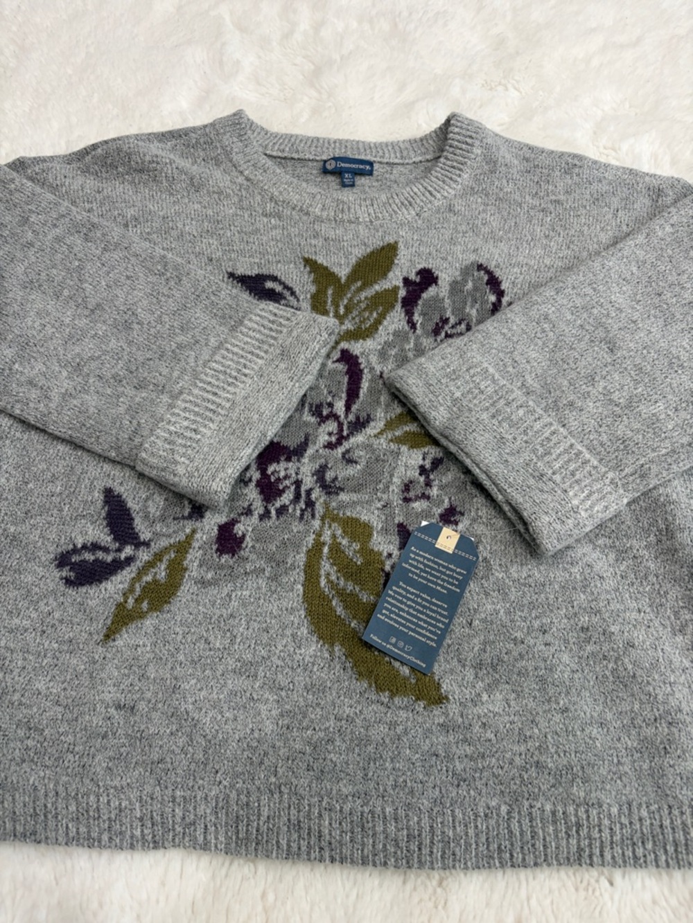 Democracy,Size XL,Women’s Gray Floral Crewneck Sweater - Picture 15 of 17
